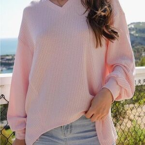 Amazon Women's Light Pink V-Neck Sweater